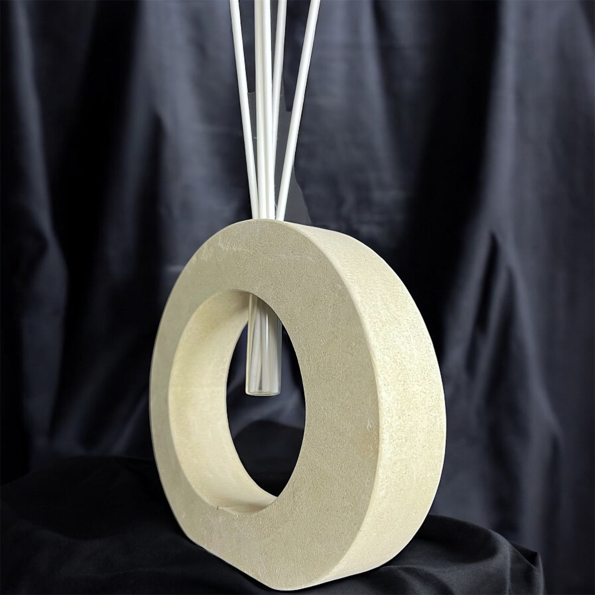 Profumatore Ovale in Pietra Leccese - Diffusore Artigianale per Ambienti